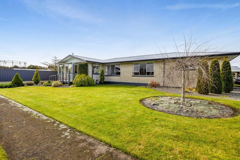 Photo of property in 26 Oberon Street, Stratford, 4332