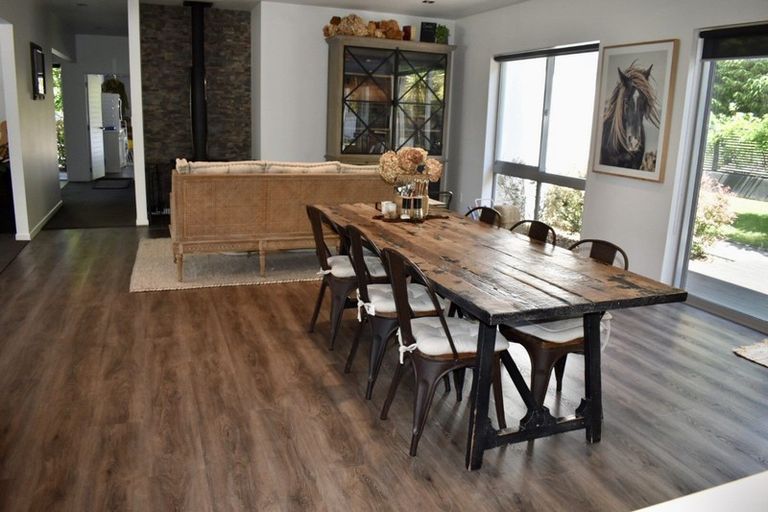 Photo of property in 1 Lakeside Terrace, Westport, 7892