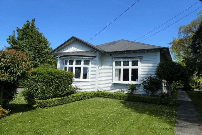 Photo of property in 15 Lindsay Street, St Albans, Christchurch, 8014