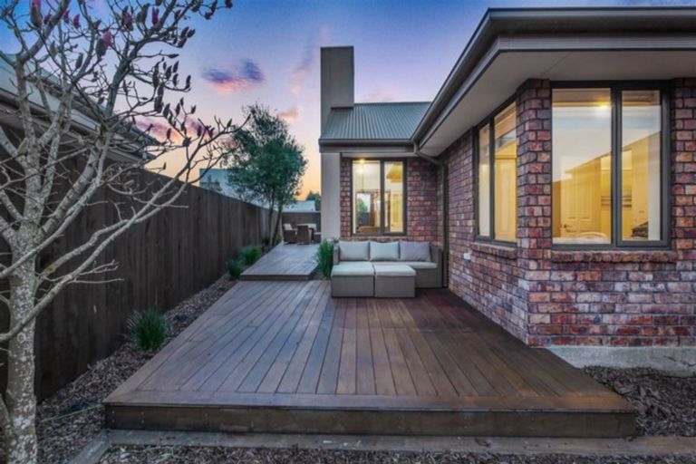 Photo of property in 80 Lamorna Road, Parklands, Christchurch, 8083