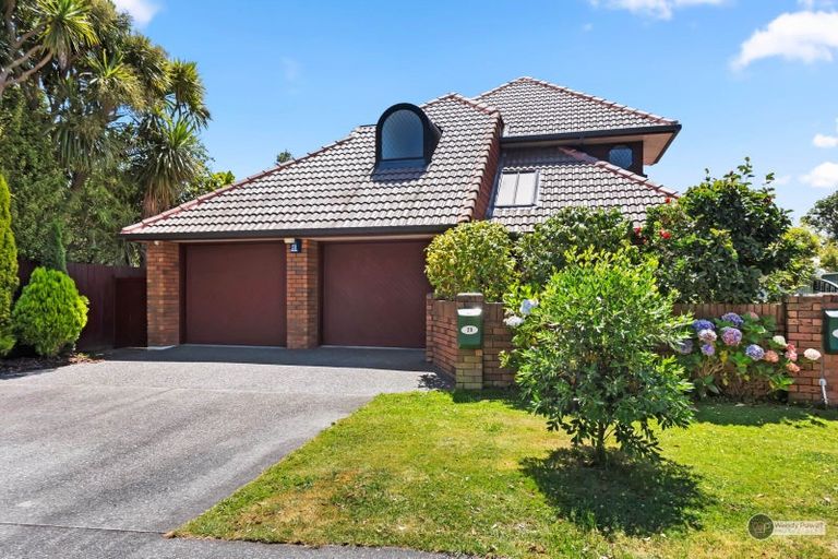 Photo of property in 29 Hinau Street, Woburn, Lower Hutt, 5011