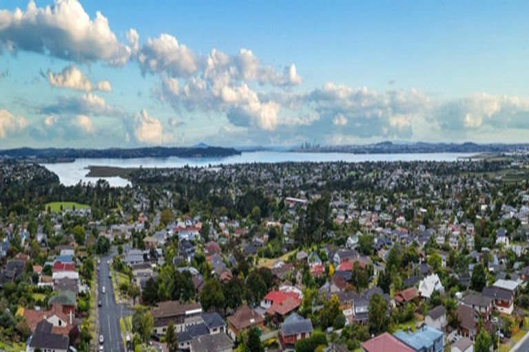 Photo of property in 207 Royal Road, Massey, Auckland, 0614
