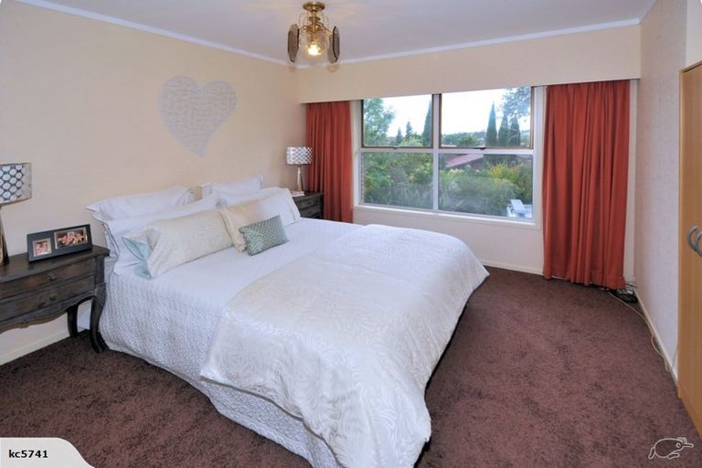 Photo of property in 1/158 Glamorgan Drive, Torbay, Auckland, 0630
