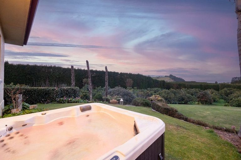 Photo of property in 11b Stokes Road, Tahawai, Katikati, 3170