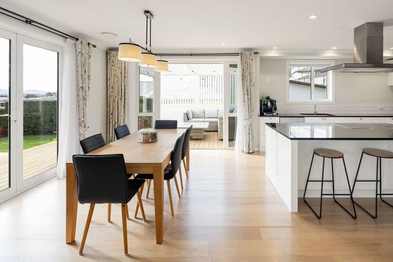 Photo of property in 21 Longbow Terrace, Flagstaff, Hamilton, 3210