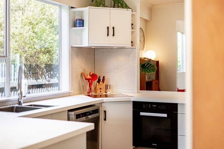 Photo of property in 15 Foster Crescent, Belmont, Lower Hutt, 5010