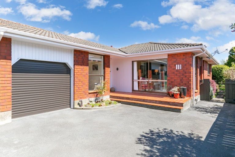 Photo of property in 8b Beauchamp Street, Karori, Wellington, 6012