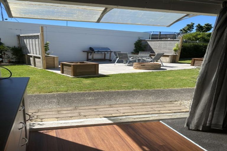 Photo of property in 22 Linklater Avenue, Bellevue, Tauranga, 3110