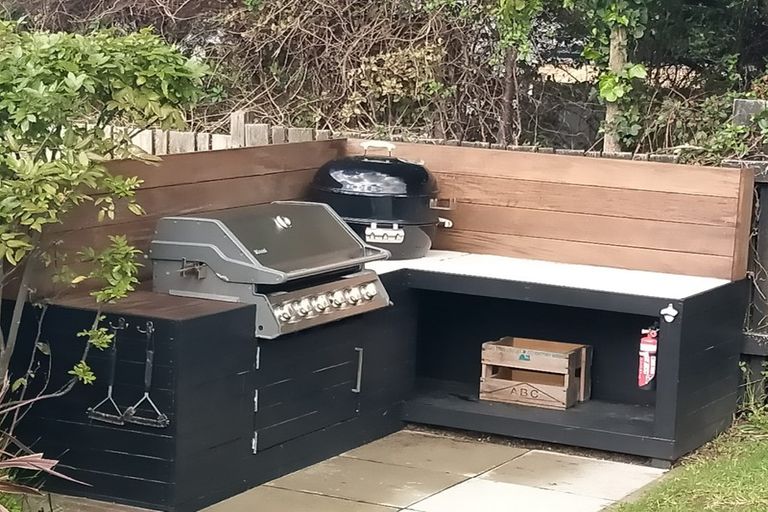 Photo of property in 56 Queen Street, Riverhead, 0820