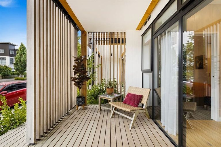 Photo of property in 3/165 Hobsonville Point Road, Hobsonville, Auckland, 0616