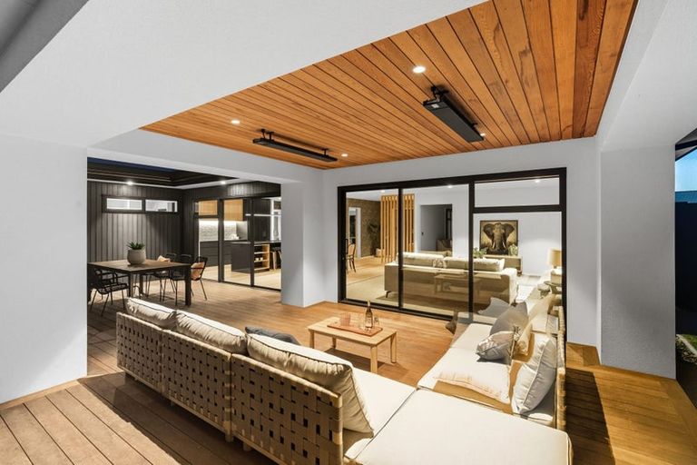 Photo of property in 19 Frank Ernest Crescent, Prebbleton, 7676