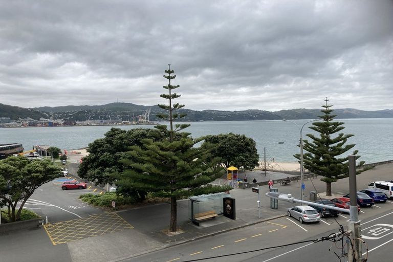 Photo of property in 154u3 Oriental Parade, Oriental Bay, Wellington, 6011