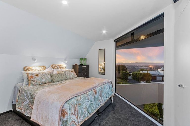 Photo of property in 31 Harry Ell Drive, Cashmere, Christchurch, 8022