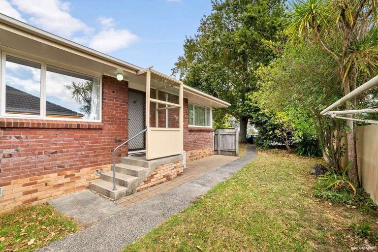 Photo of property in 1/3 Salisbury Road, Birkdale, Auckland, 0626