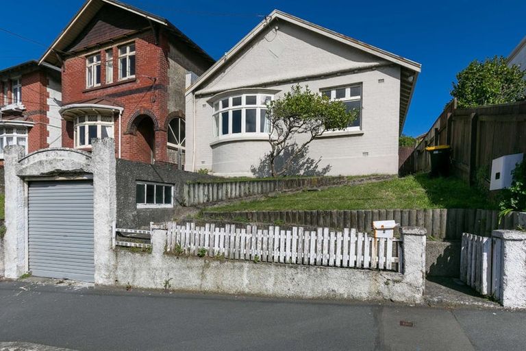 Photo of property in 92 Wallace Street, Mount Cook, Wellington, 6021