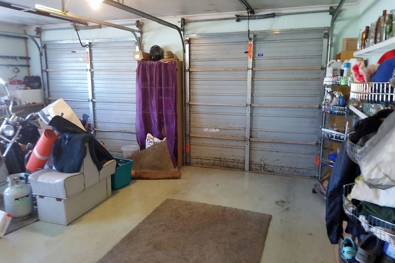 Photo of property in 2 Rata Avenue, Huntly, 3700