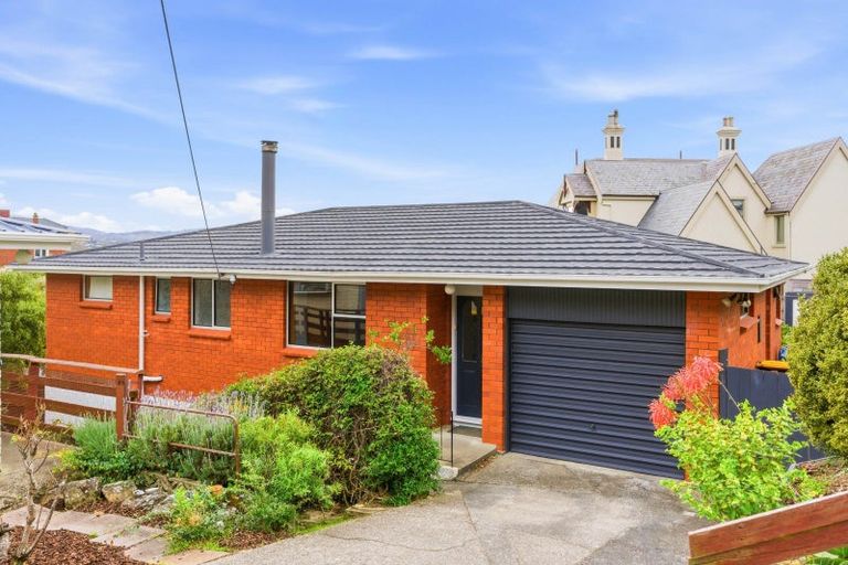 Photo of property in 42 Cliffs Road, Saint Clair, Dunedin, 9012