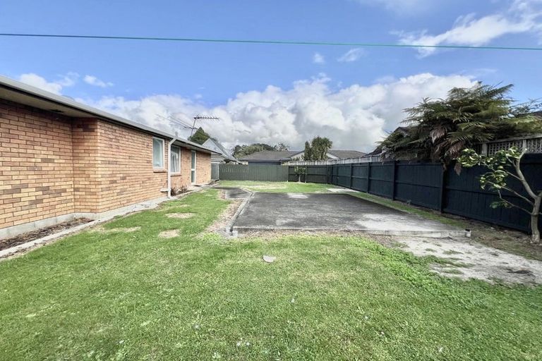 Photo of property in 329 Great South Road, Papakura, 2110