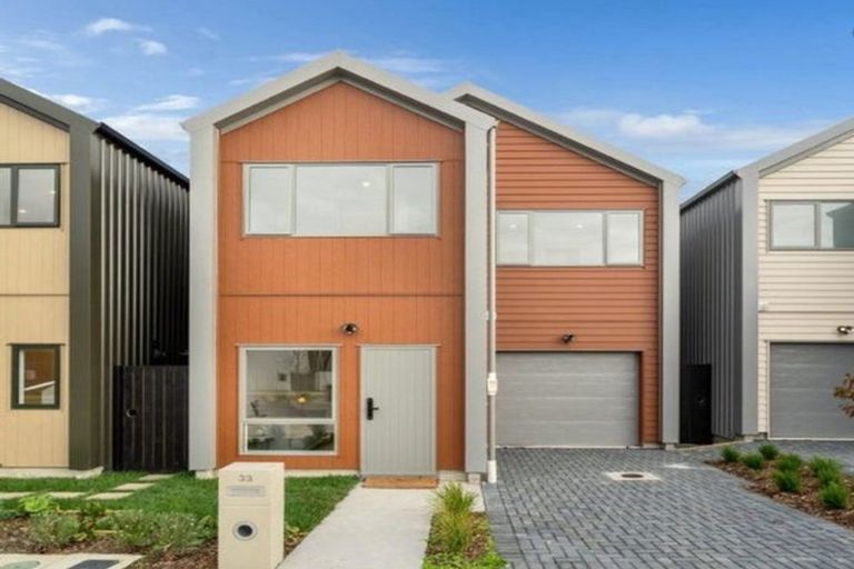 Photo of property in 33 Bristol Freighter Road, Hobsonville, Auckland, 0616