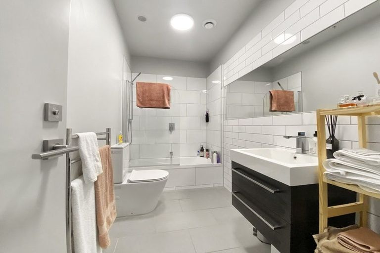 Photo of property in Detroit Apartments, 307/181u Tasman Street, Mount Cook, Wellington, 6021