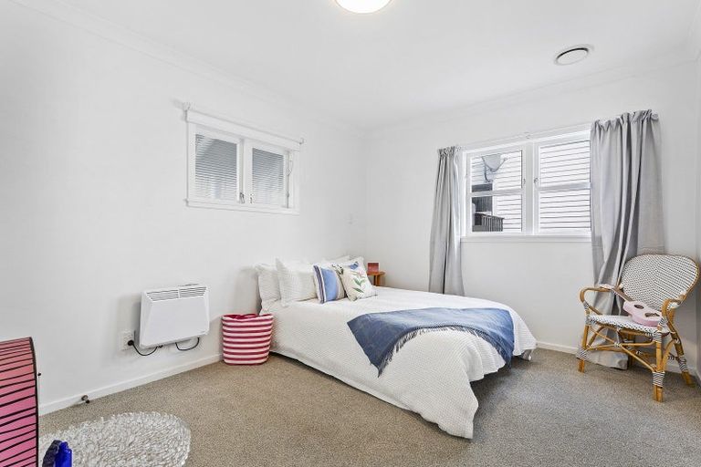 Photo of property in 45 The Drive, Tawa, Wellington, 5028