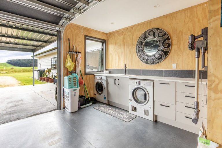 Photo of property in 9 Tamumu Church Road, Otane, Waipawa, 4271