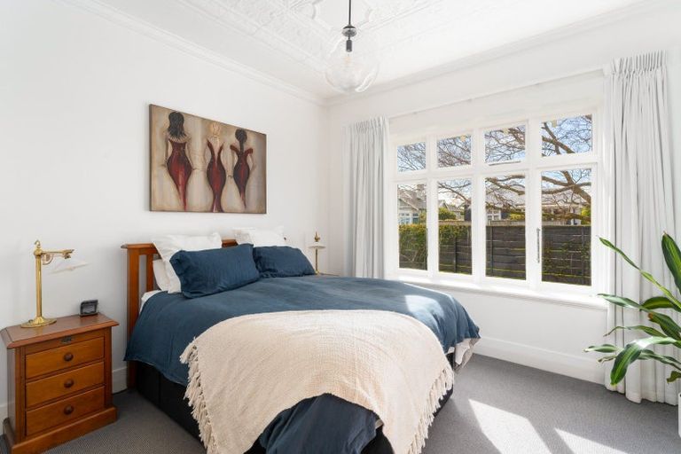 Photo of property in 33 Ings Avenue, Saint Clair, Dunedin, 9012