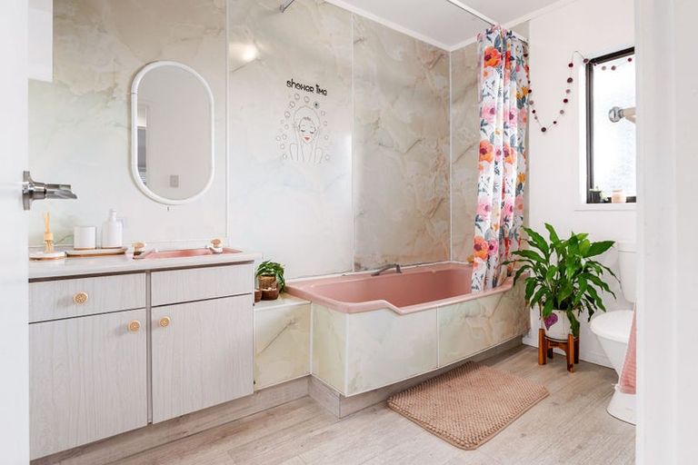 Photo of property in 5b Ross View Terrace, Dinsdale, Hamilton, 3204