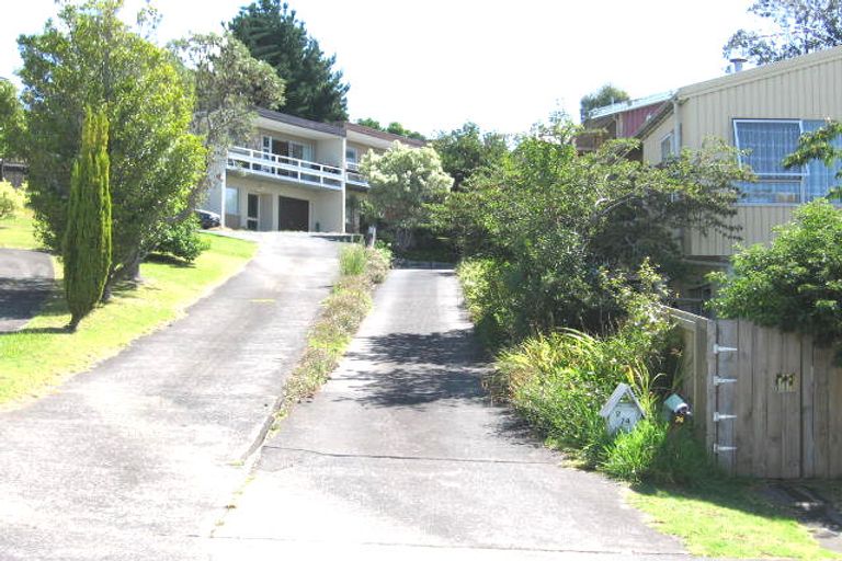 Photo of property in 1/74 Cockayne Crescent, Sunnynook, Auckland, 0620