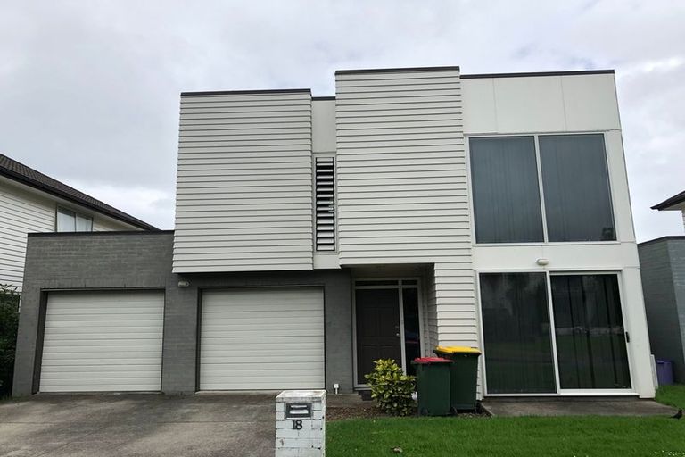 Photo of property in 18 Phar Lap Crescent, Takanini, 2112