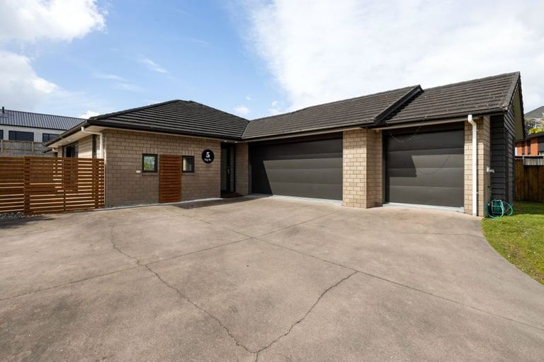 Photo of property in 5 Vantage Place, Flagstaff, Hamilton, 3210