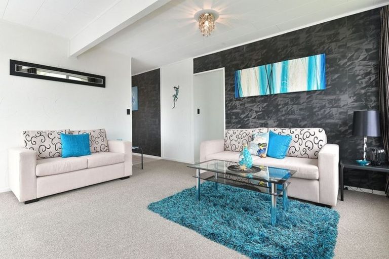 Photo of property in 2/11 Gilshennan Valley, Red Beach, 0932