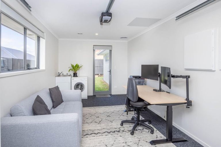 Photo of property in 8 Whakatipu Street, Temple View, Hamilton, 3218