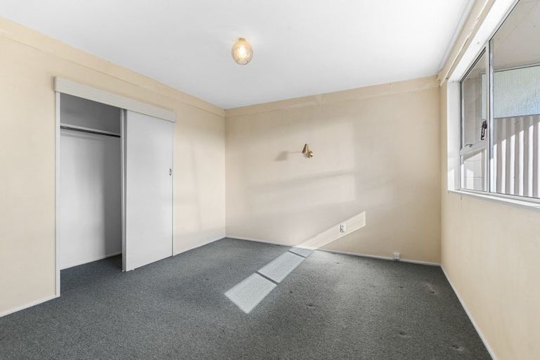 Photo of property in 2/50 Paynters Avenue, Strandon, New Plymouth, 4312