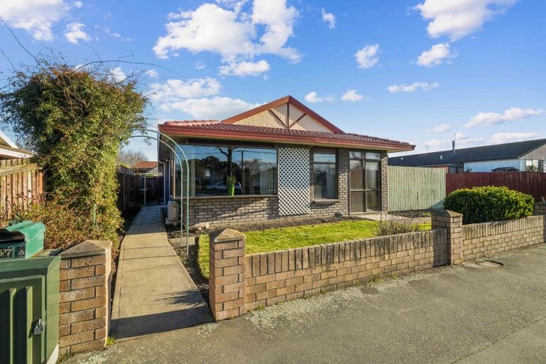 Photo of property in 357a Harewood Road, Bishopdale, Christchurch, 8053