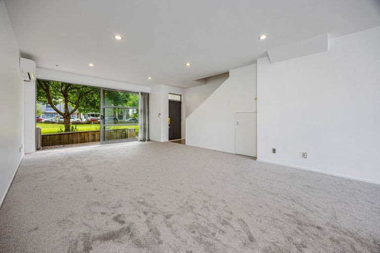 Photo of property in 18 Kauri Drive, Takanini, 2112