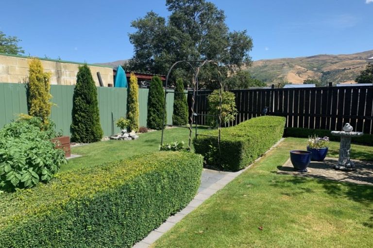 Photo of property in 4 Hassing Place, Cromwell, 9310