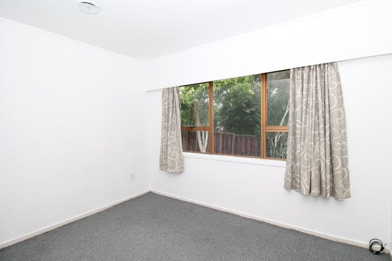Photo of property in 2/14 Taonui Street, Rosehill, Papakura, 2113
