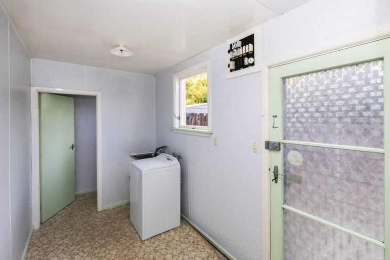 Photo of property in 19 Brookby Crescent, Avonhead, Christchurch, 8042