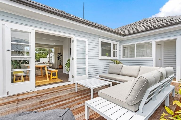 Photo of property in 244 Hoon Hay Road, Hoon Hay, Christchurch, 8025