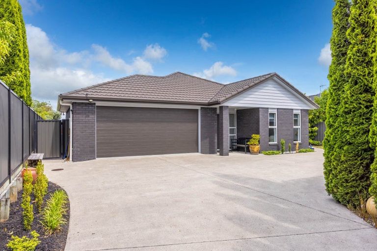 Photo of property in 6 Peter Way Place, Glenview, Hamilton, 3206