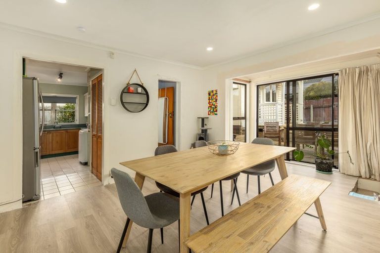 Photo of property in 12 Mahana Road, Paraparaumu Beach, Paraparaumu, 5032