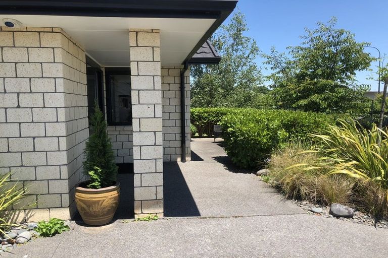 Photo of property in 8 Isobel Hodgson Drive, Cambridge, 3434