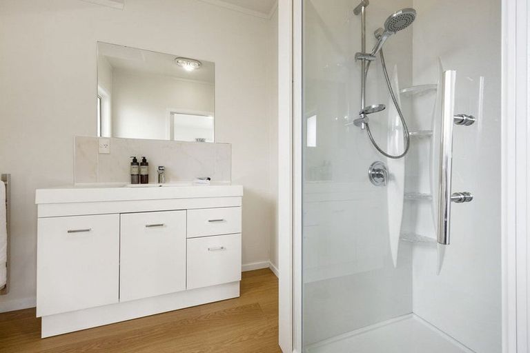 Photo of property in 36 Grey Street, Cambridge, 3434