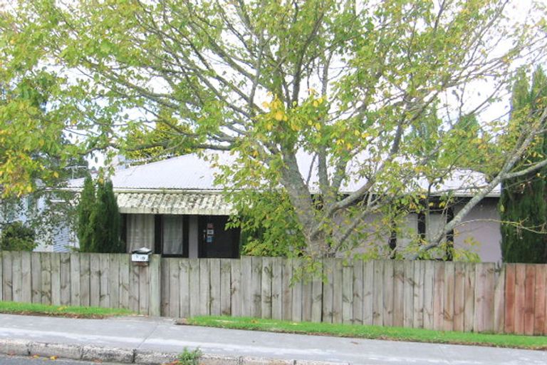 Photo of property in 19 Tahi Terrace, Glen Eden, Auckland, 0602