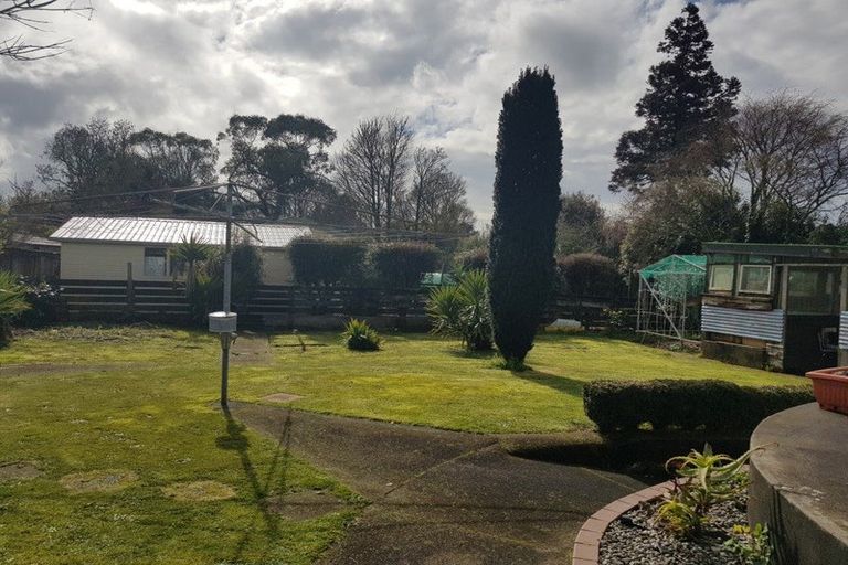 Photo of property in 60 Celia Street, Stratford, 4332