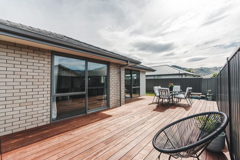 Photo of property in 9 Electric Place, Cromwell, 9310