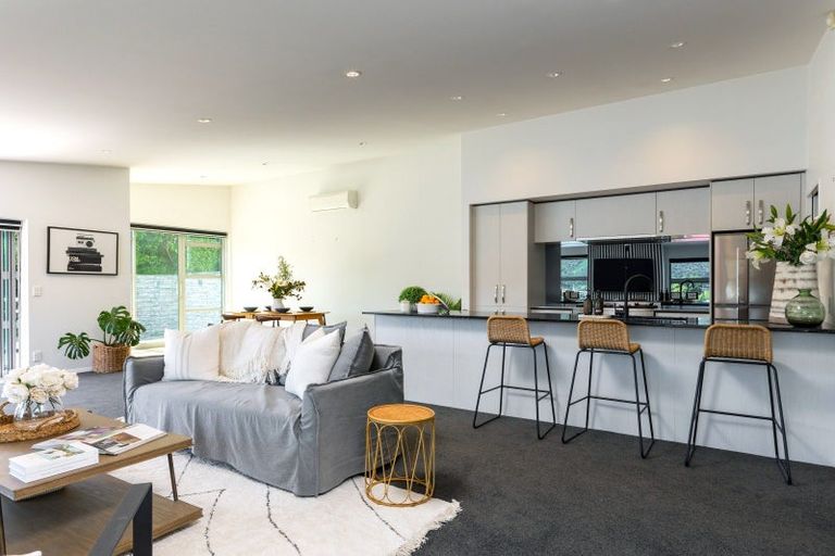 Photo of property in 2 Finlay Grove, Waikawa, Picton, 7220