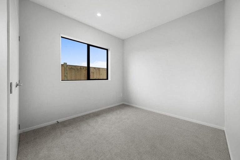 Photo of property in 4 Wild Flower Way, Karaka, Papakura, 2113