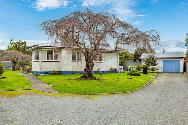 Photo of property in 4 Avon Terrace, Taradale, Napier, 4112